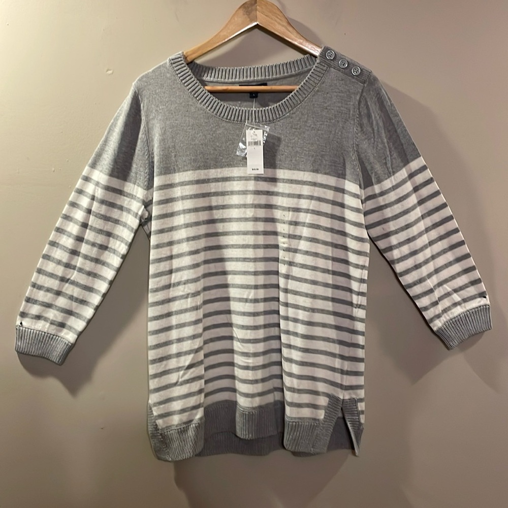 Gap Sweater